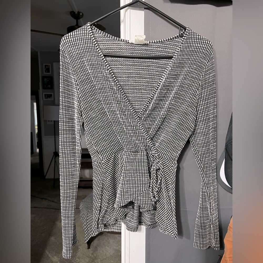 Women’s dressy top